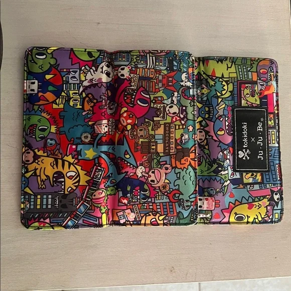 Tokidoki x Ju-Ju-Be Colorful Wallet kajiu city with coin purse - Picture 7 of 9